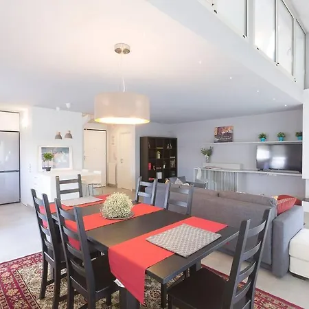 Ippokrateio Stylish City Loft Free Parking Lägenhet