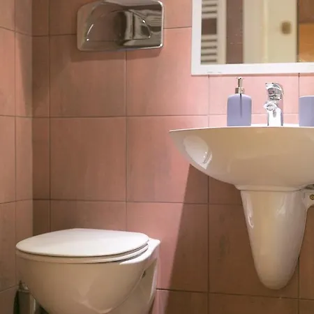 Lägenhet Ippokrateio Stylish City Loft Free Parking